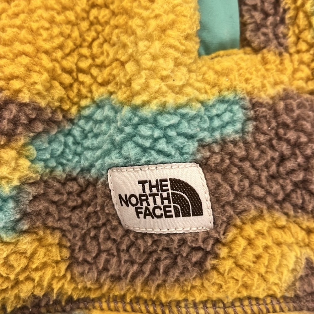 The Northface fleece women's large - Picture 3 of 7